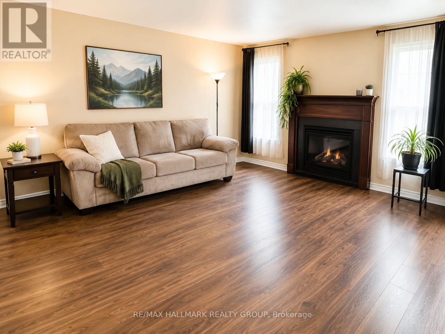 202 Conifer Creek Circle, Ottawa, Ontario  K2M 0M2 - Photo 5 - X13107984