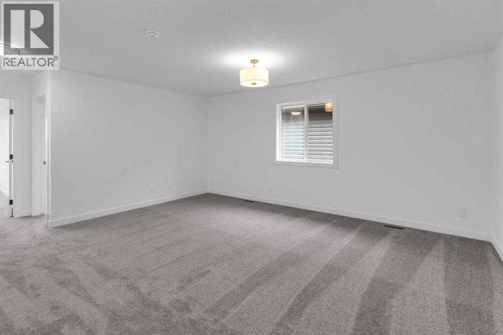 1493 South Point Villas Sw, Airdrie, Alberta  T4B 5P2 - Photo 23 - A2306103