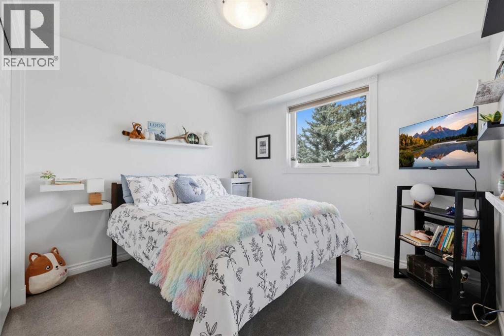 450 Regal Park NE, Calgary, Alberta  T2E 0S6 - Photo 24 - A2308575