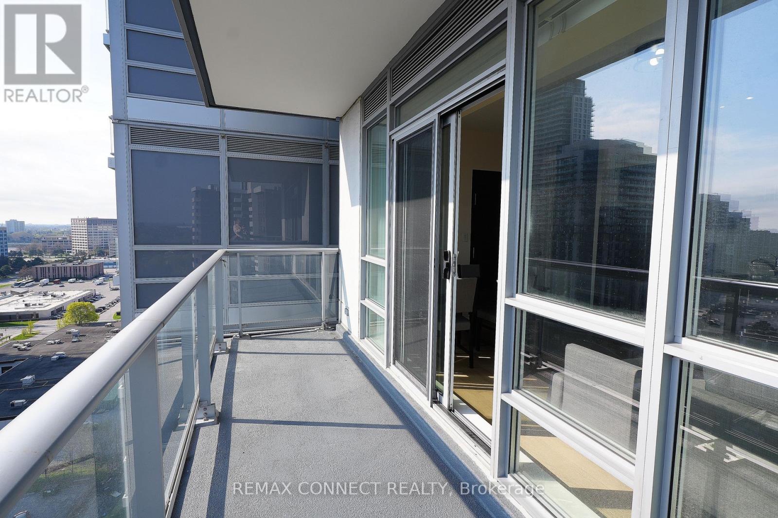 1605 - 30 Heron's Hill Way, Toronto, Ontario  M2J 0A7 - Photo 14 - C12988682