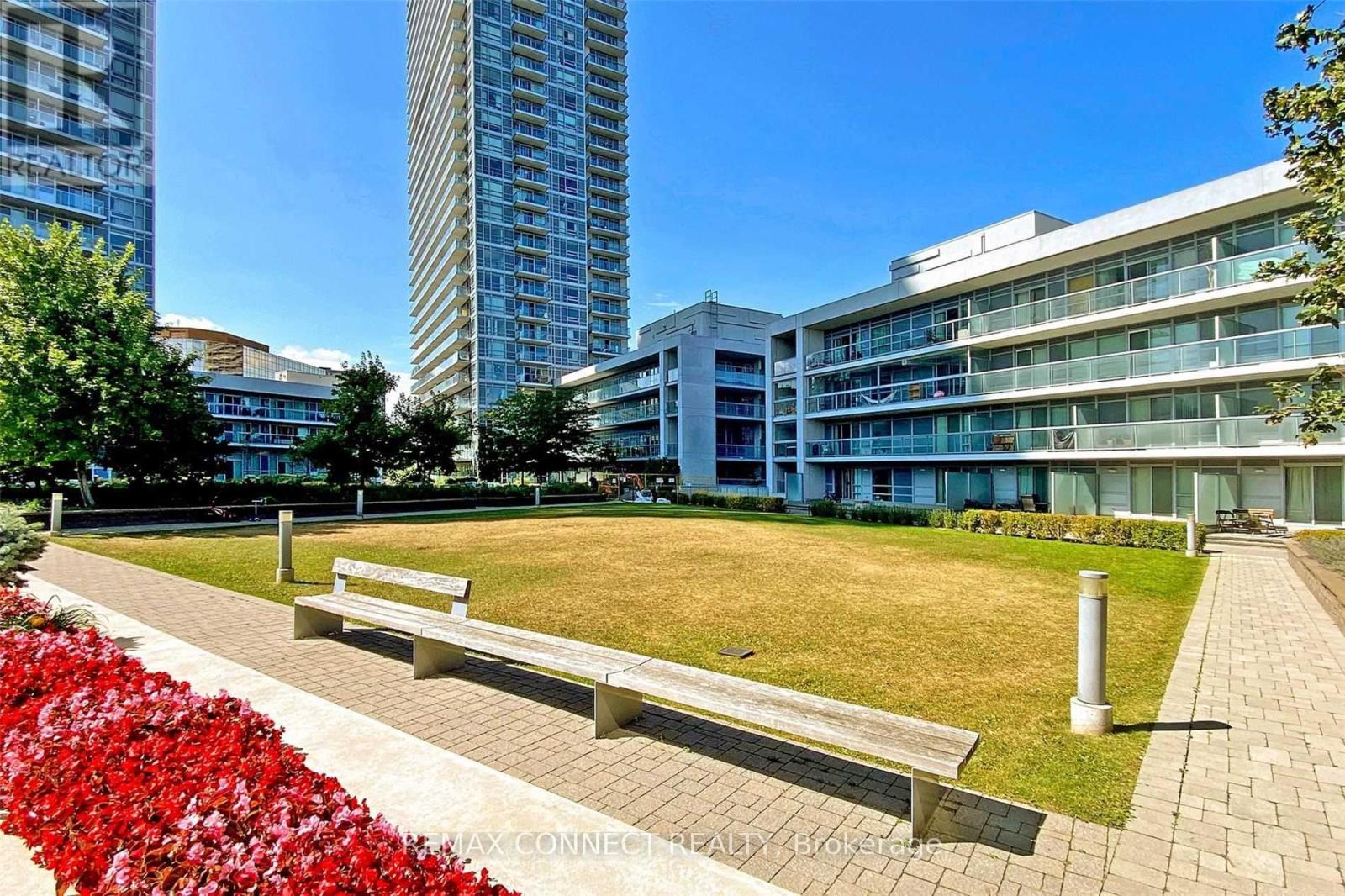 1605 - 30 Heron's Hill Way, Toronto, Ontario  M2J 0A7 - Photo 13 - C12988682