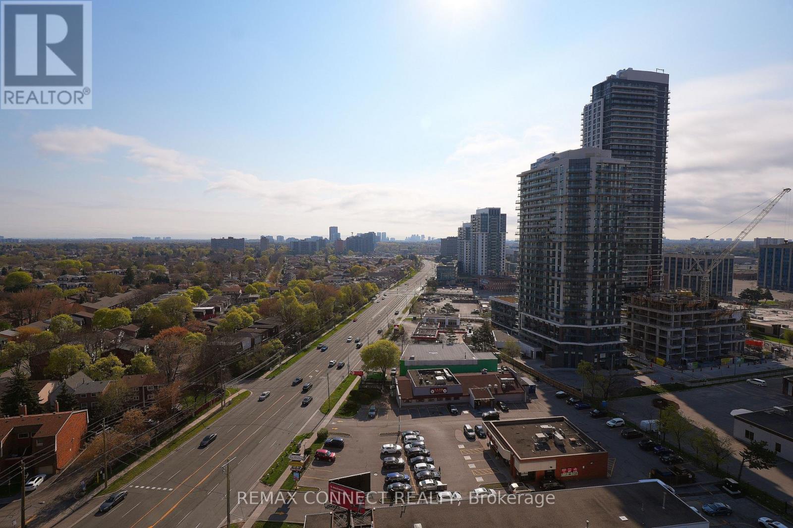 1605 - 30 Heron's Hill Way, Toronto, Ontario  M2J 0A7 - Photo 15 - C12988682