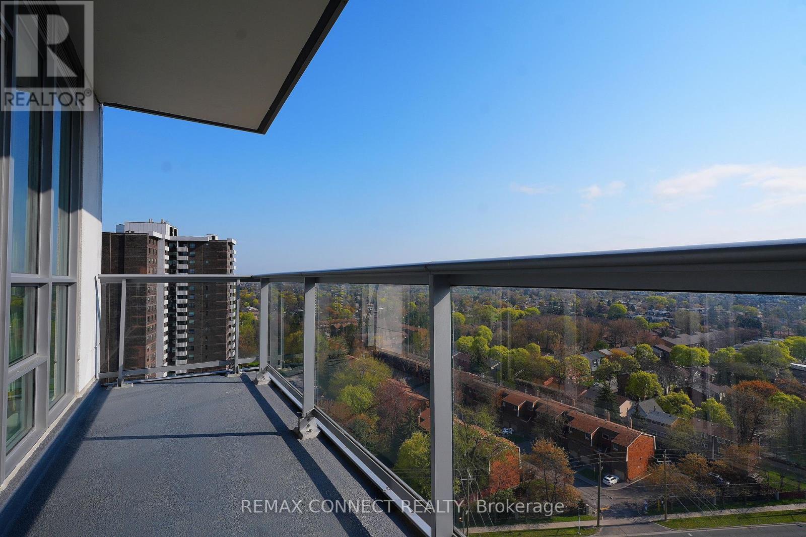 1605 - 30 Heron's Hill Way, Toronto, Ontario  M2J 0A7 - Photo 3 - C12988682