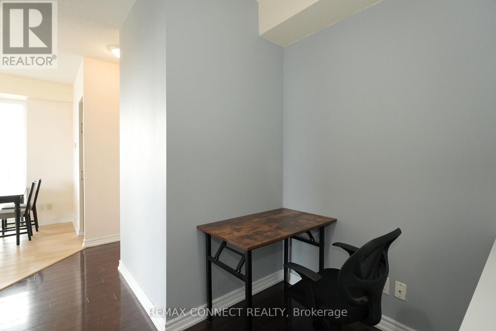 1605 - 30 Heron's Hill Way, Toronto, Ontario  M2J 0A7 - Photo 8 - C12988682