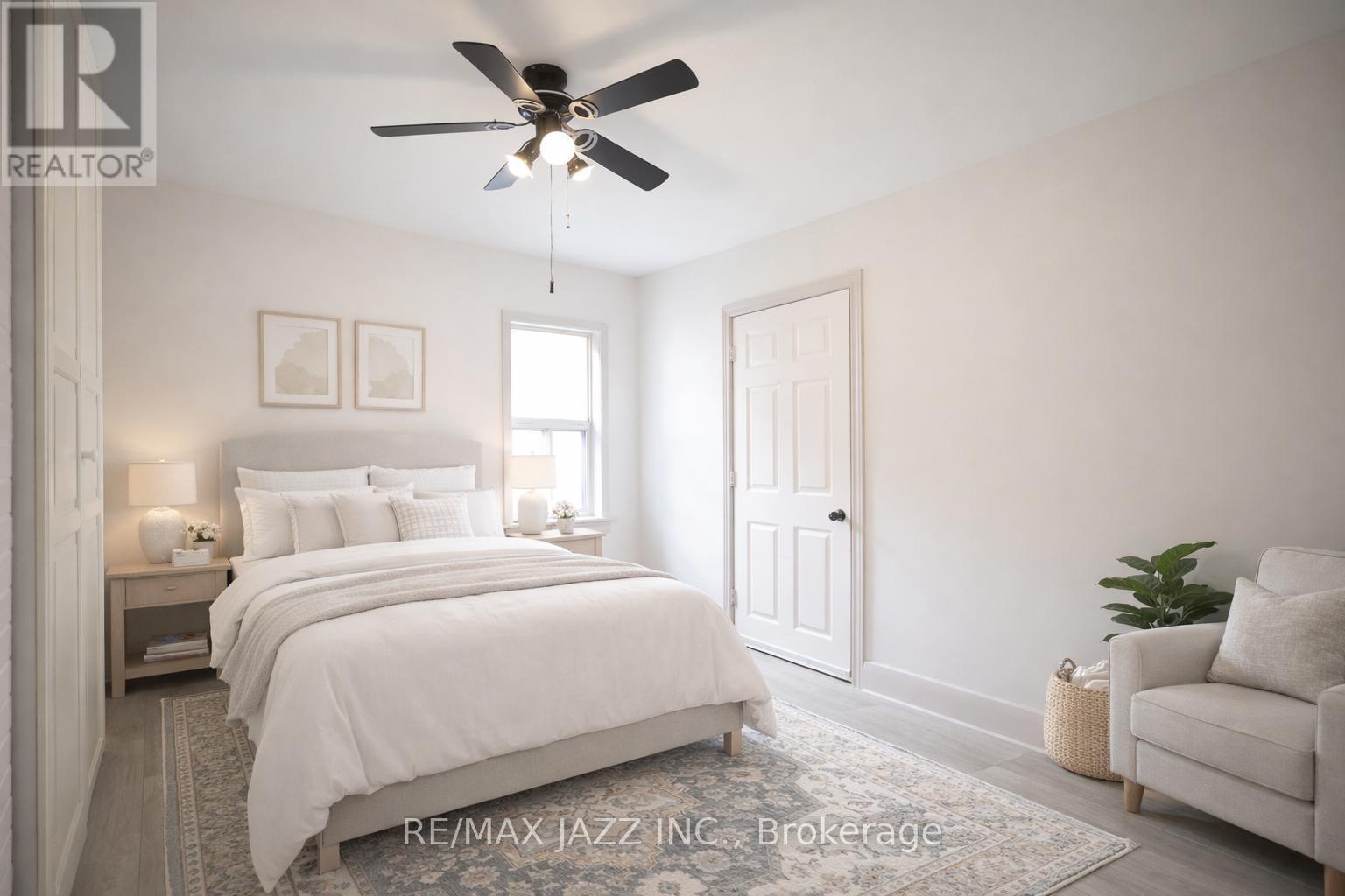 3 - 118 Eastwood Road, Toronto, Ontario  M4L 2C9 - Photo 6 - E13108010