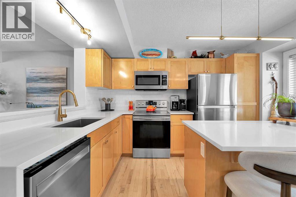 40 Patina Terrace Sw, Calgary, Alberta  T3H 4M8 - Photo 12 - A2301285