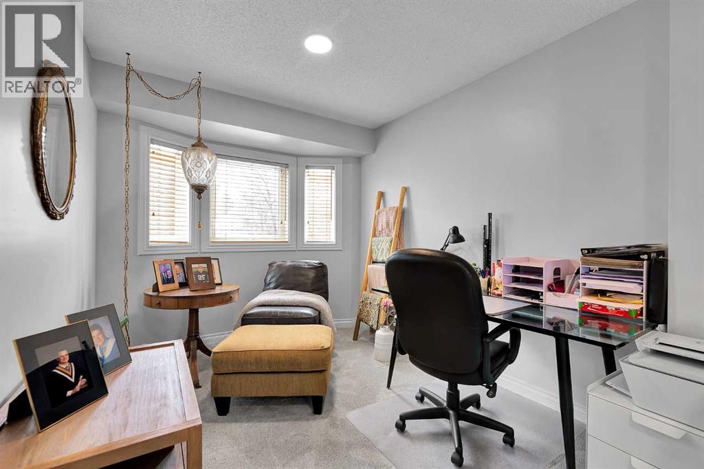 40 Patina Terrace Sw, Calgary, Alberta  T3H 4M8 - Photo 37 - A2301285