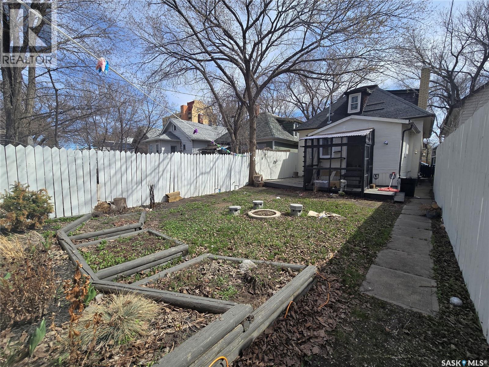 1124 Victoria Avenue, Regina, Saskatchewan  S4P 0N7 - Photo 28 - SK025879