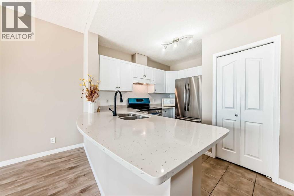 707, 1053 10 Street SW, Calgary, Alberta  T2R 1S6 - Photo 3 - A2309645