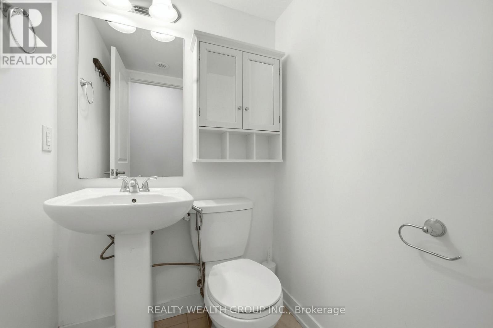 202 - 2355 Sheppard Avenue W, Toronto, Ontario  M9M 0E7 - Photo 16 - W13108000