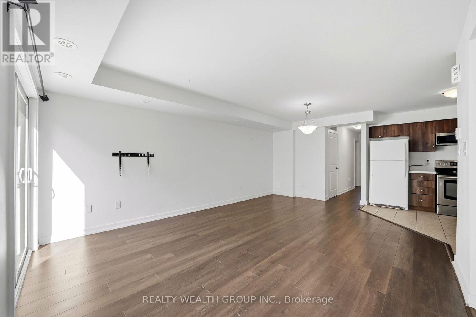 202 - 2355 Sheppard Avenue W, Toronto, Ontario  M9M 0E7 - Photo 6 - W13108000