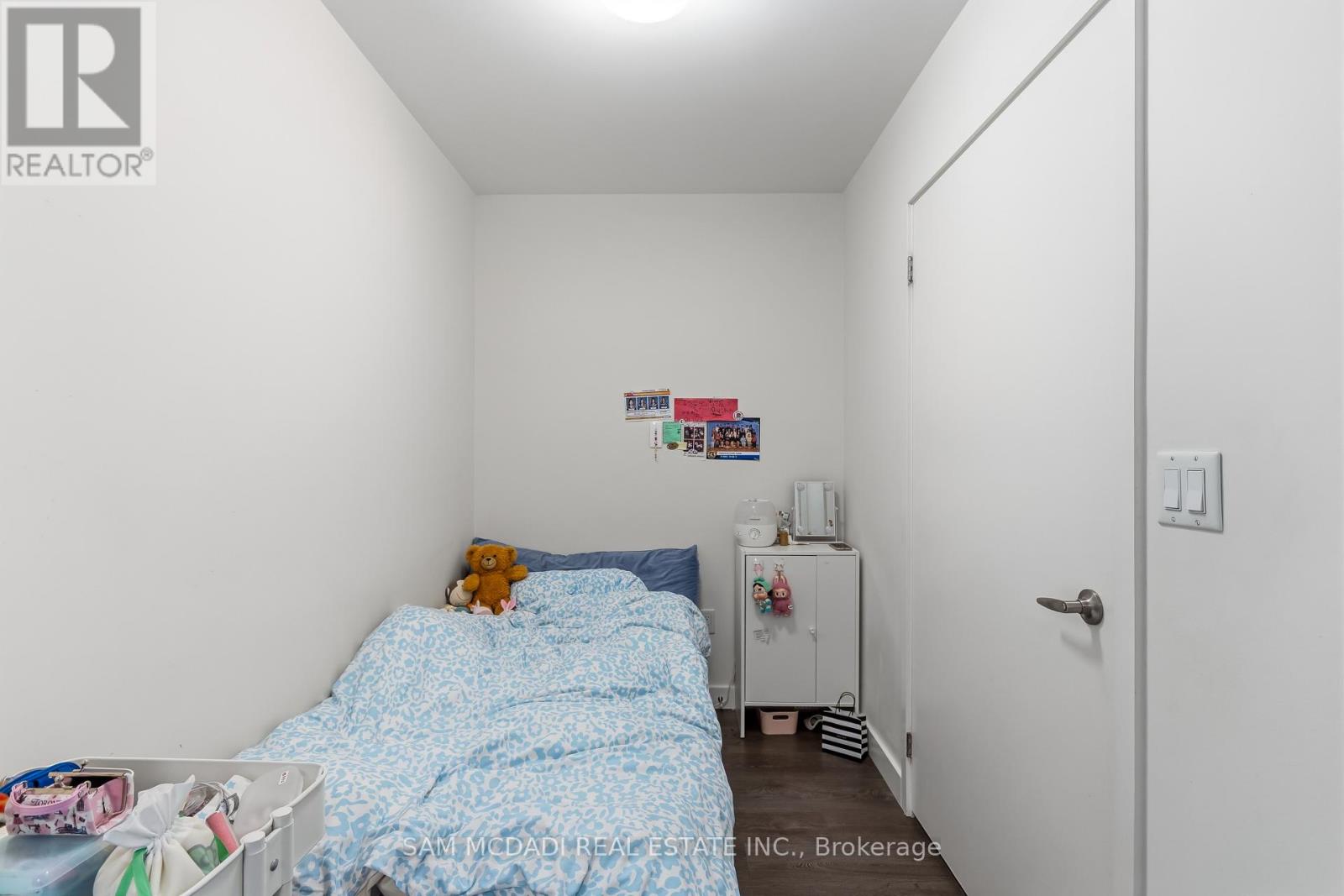 204 - 210 Sabina Drive E, Oakville, Ontario  L6H 0W6 - Photo 13 - W13108018