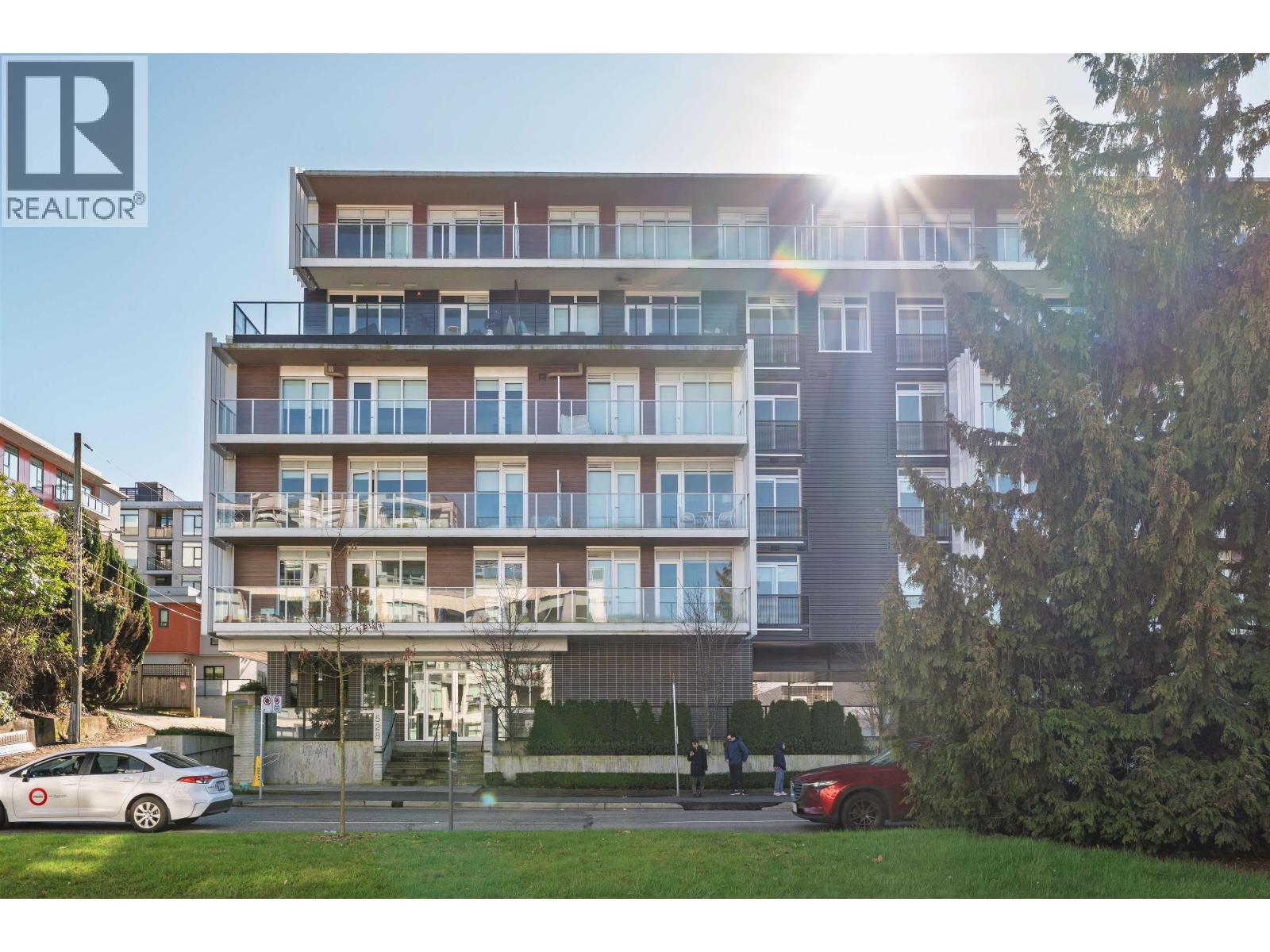 202 528 W KING EDWARD AVENUE, Vancouver, British Columbia