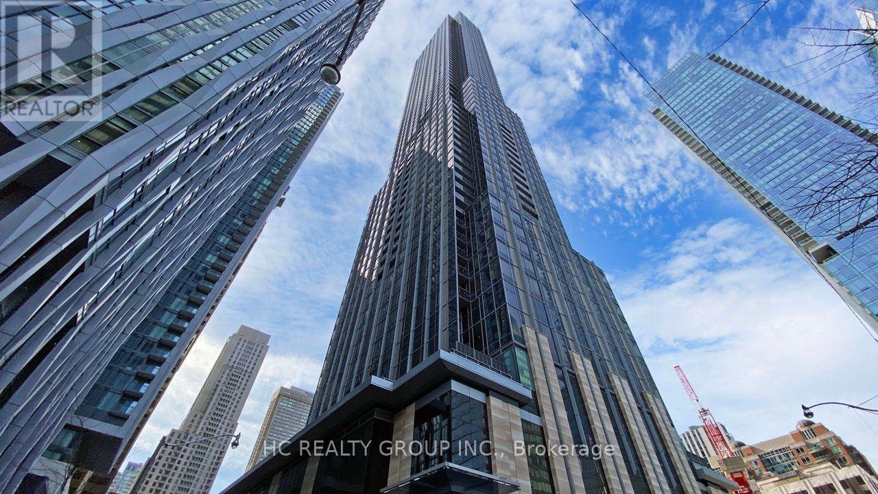 2107 - 11 YORKVILLE AVENUE, Toronto, Ontario