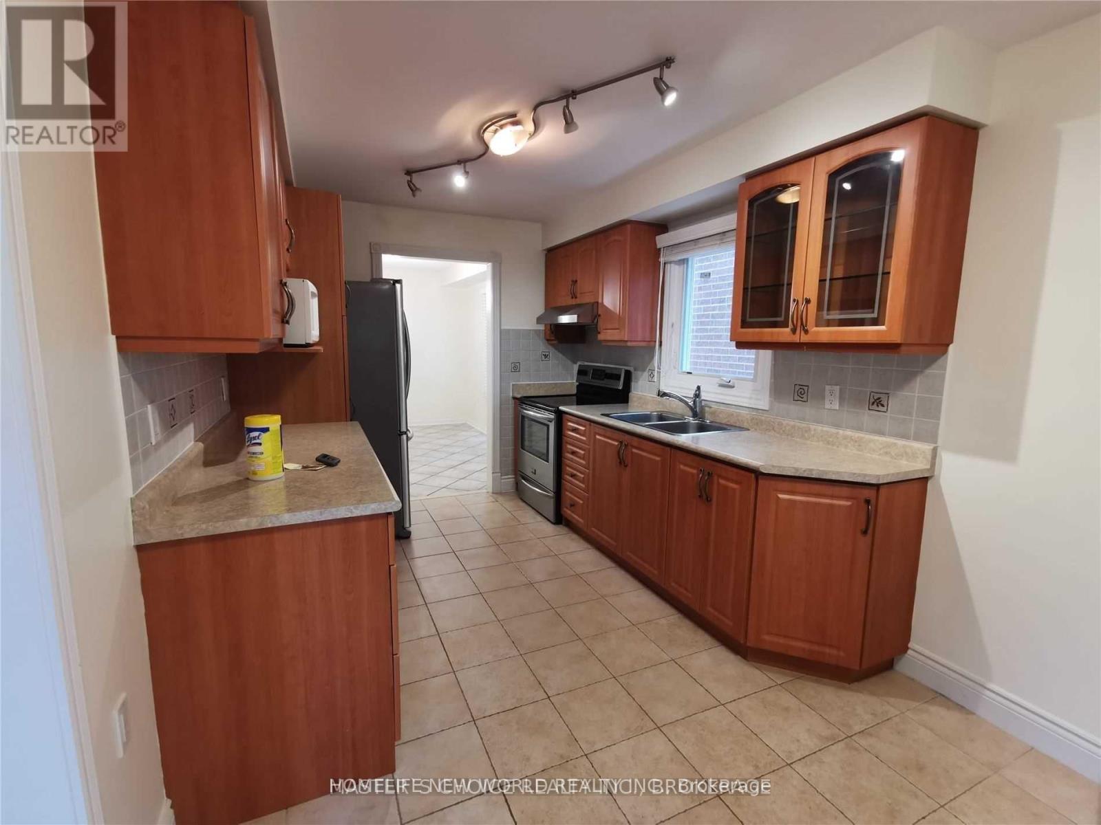 209 Winding Lane, Vaughan, Ontario  L4J 5J6 - Photo 4 - N13108054