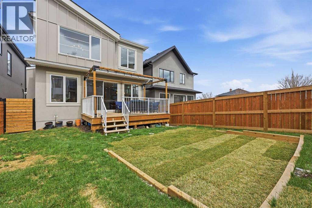 13 Coulee Crescent Sw, Calgary, Alberta  T3H 6B9 - Photo 32 - A2309353