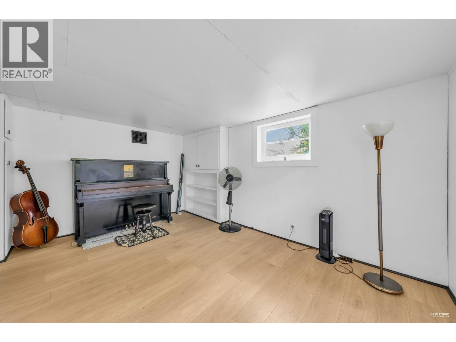 2245 W 22nd Avenue, Vancouver, British Columbia  V6L 1L6 - Photo 26 - R3121617