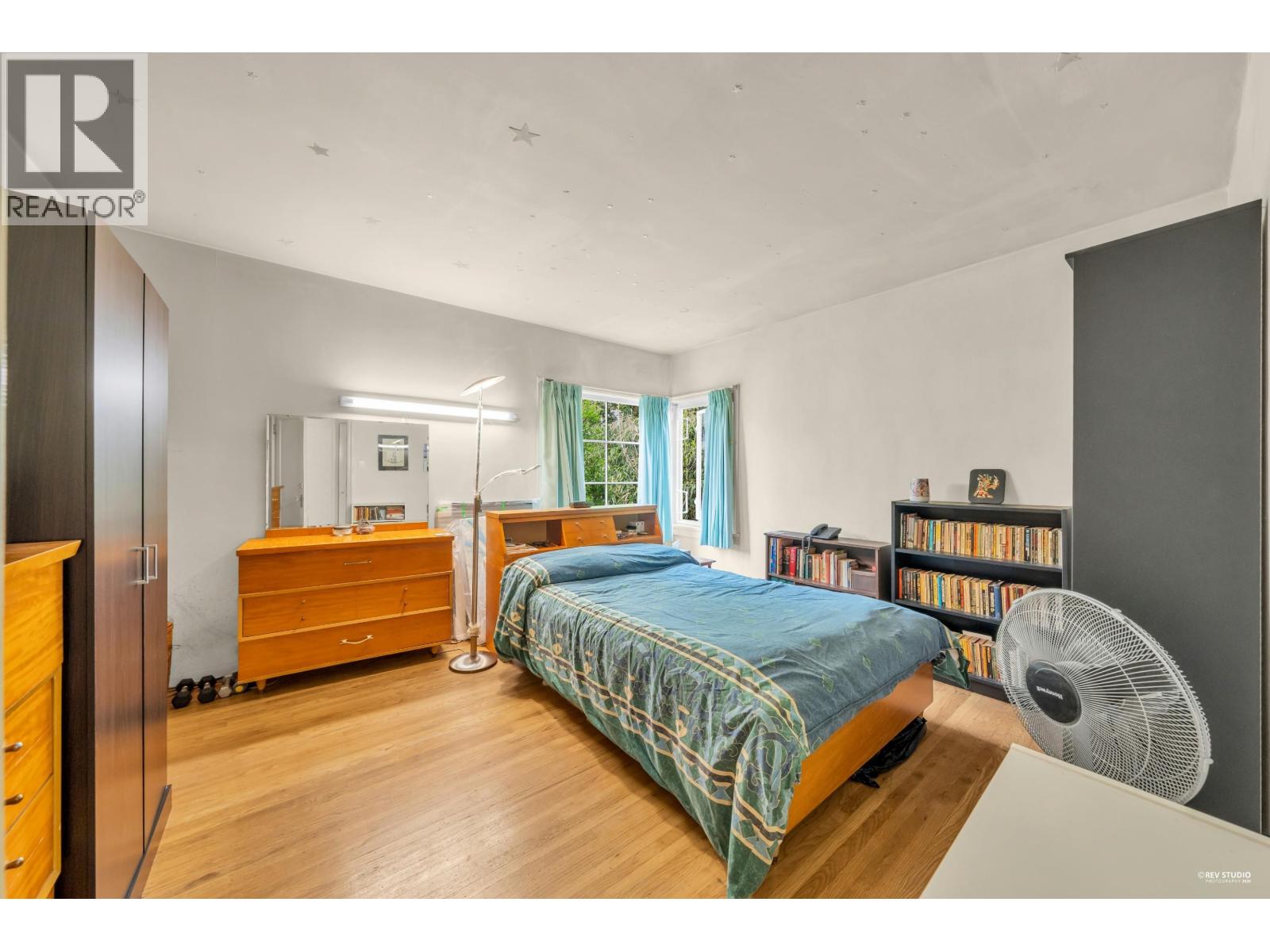 2245 W 22nd Avenue, Vancouver, British Columbia  V6L 1L6 - Photo 18 - R3121617