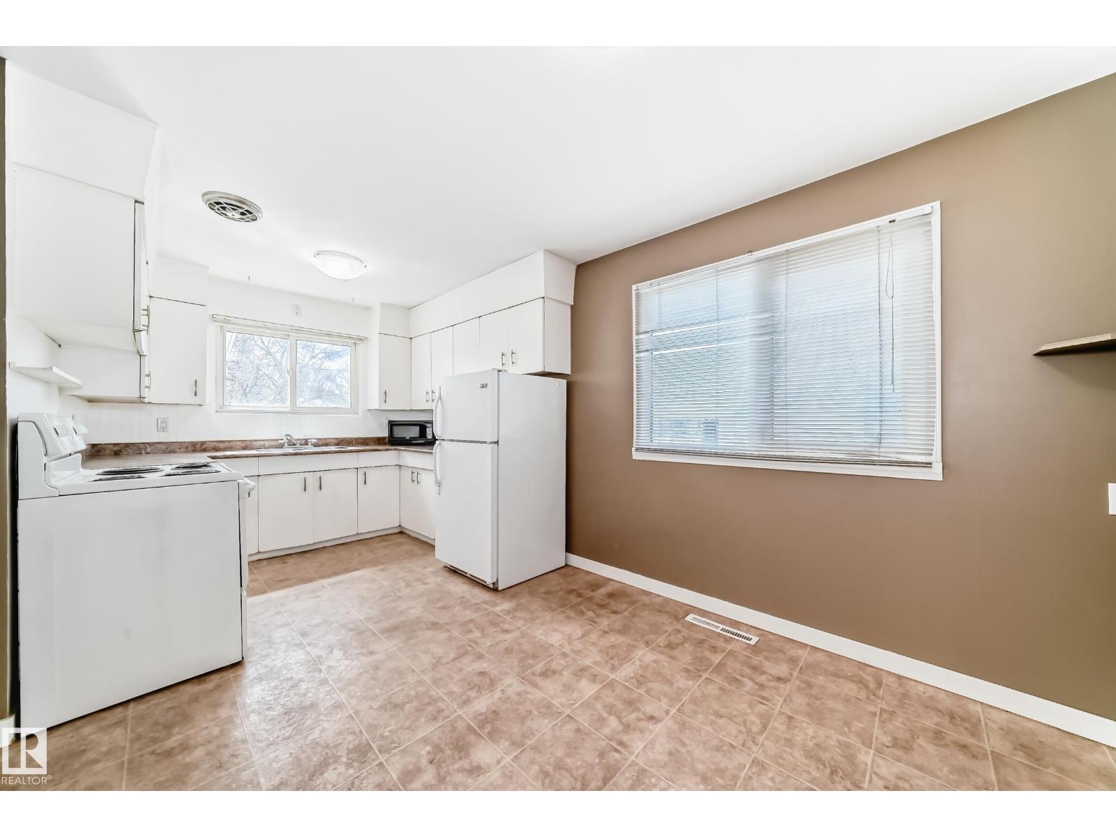 10837 65 Av Nw, Edmonton, Alberta  T6H 1V8 - Photo 13 - E4481812