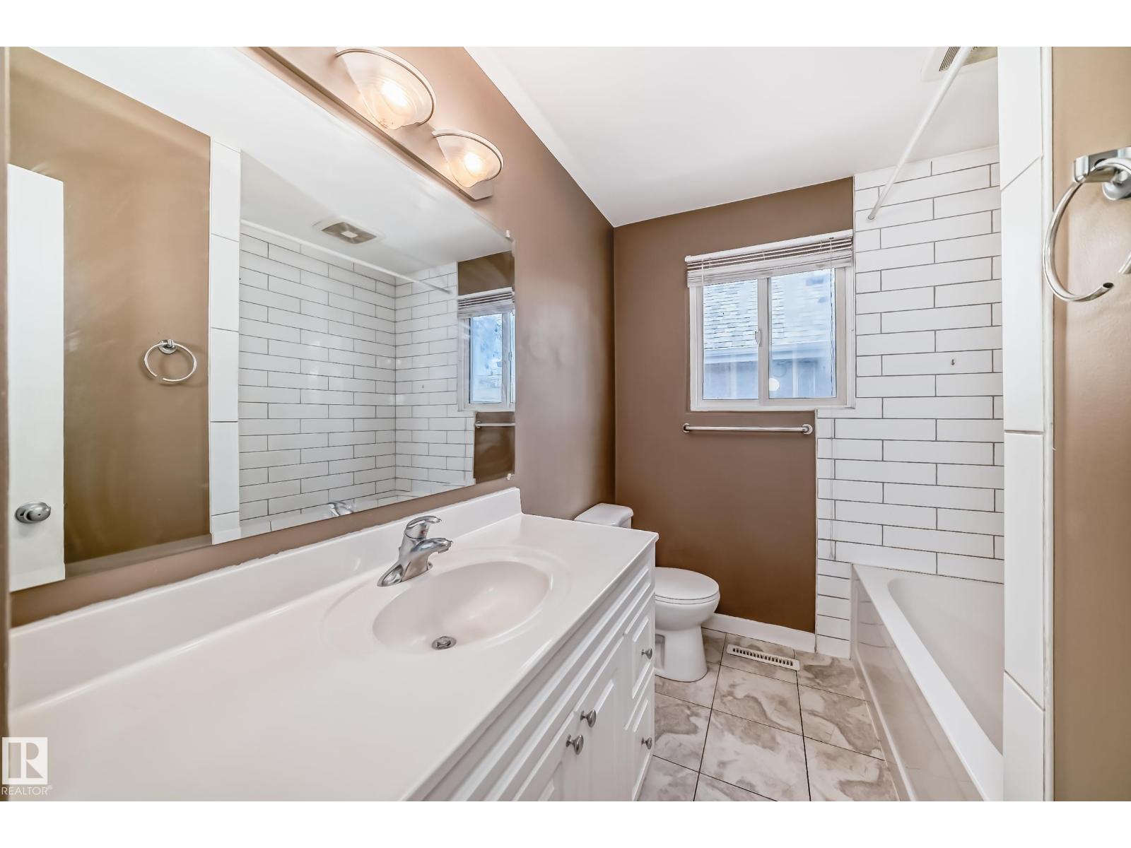 10837 65 Av Nw, Edmonton, Alberta  T6H 1V8 - Photo 7 - E4481812
