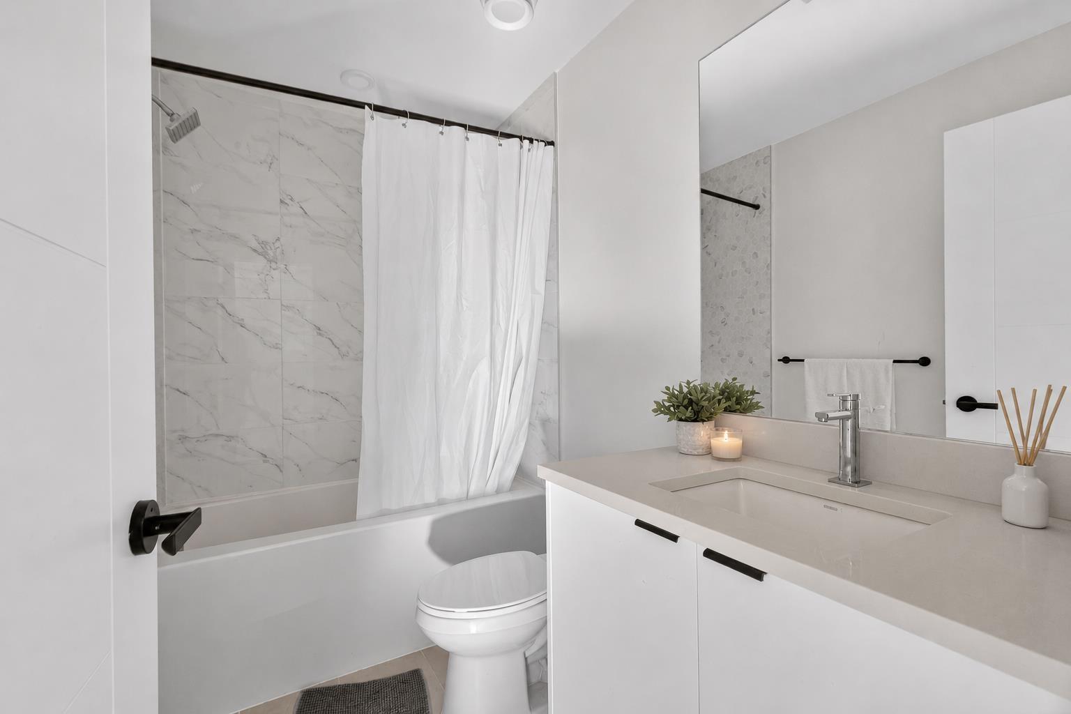 319 13458 95 Avenue, Surrey, British Columbia  V3V 0H1 - Photo 12 - R3120906