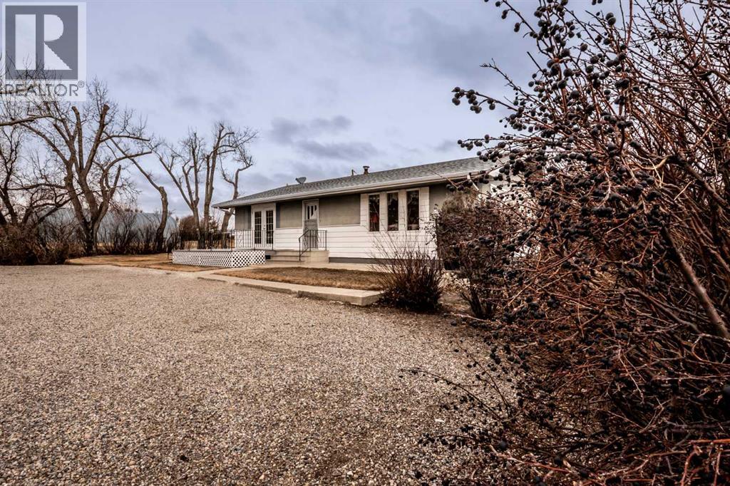 450109 Range Road 261, Rural Foothills County, Alberta  T0L 0J0 - Photo 4 - A2297934