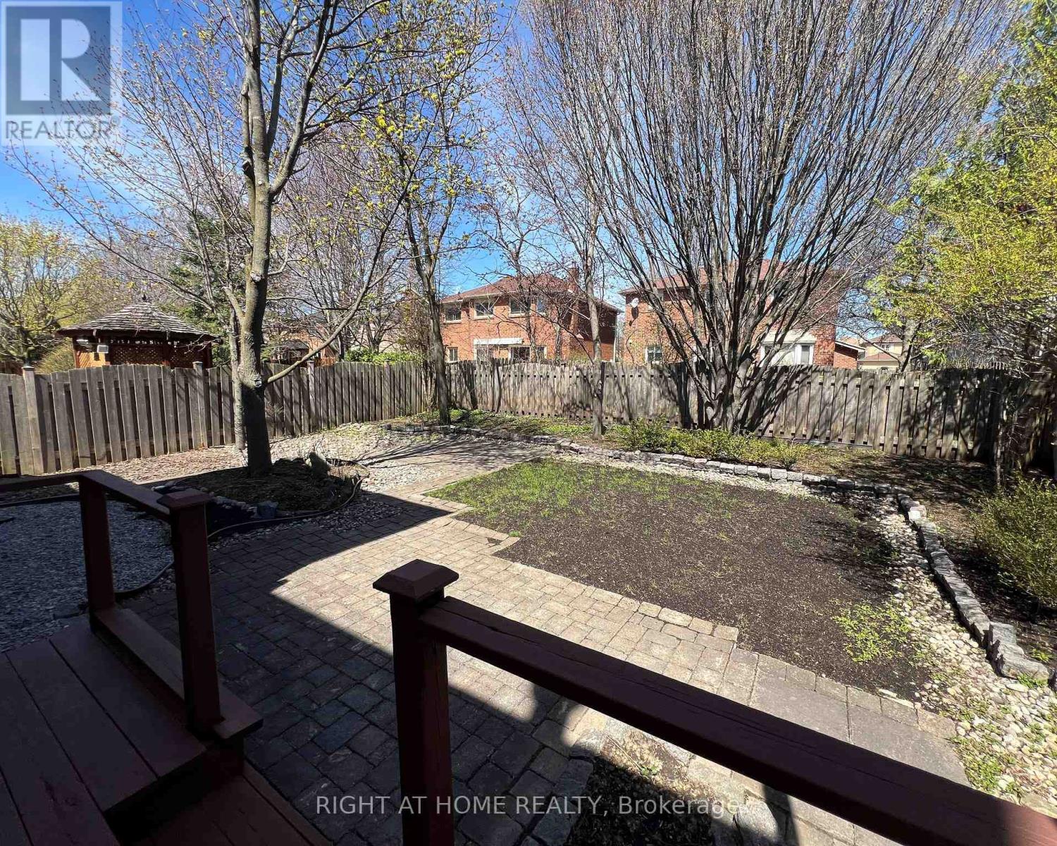 4 Silverbirch Place, Whitby, Ontario  L1R 1X7 - Photo 13 - E13050786