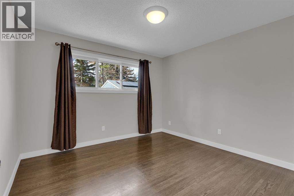 5615 Lakeview Drive Sw, Calgary, Alberta  T3E 5S5 - Photo 11 - A2307492