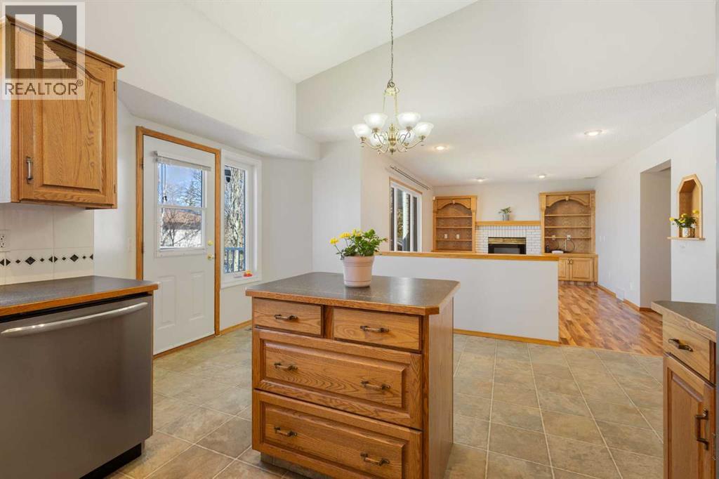 119 Citadel Hills Place NW, Calgary, Alberta  T3G 3V5 - Photo 13 - A2309492