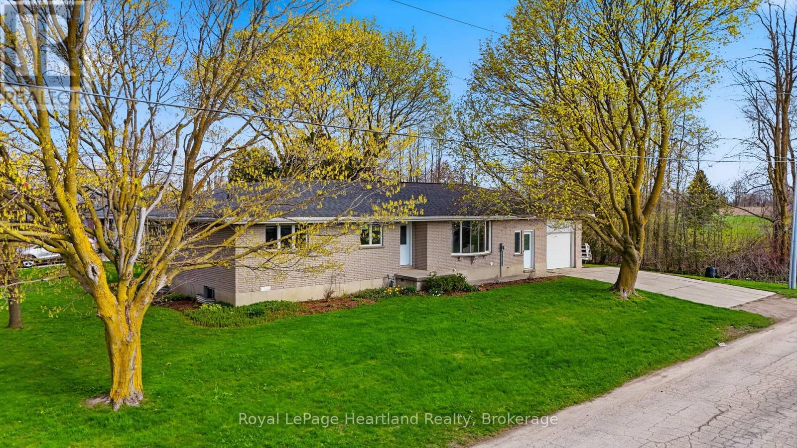 85 WILLIAM STREET E, Minto, Ontario