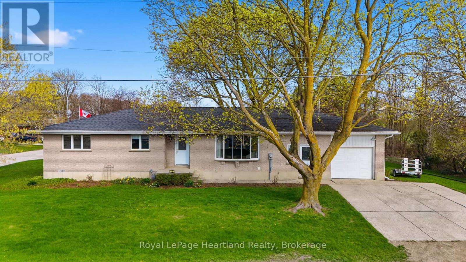 85 William Street E, Minto, Ontario  N0G 1Z0 - Photo 2 - X13108098