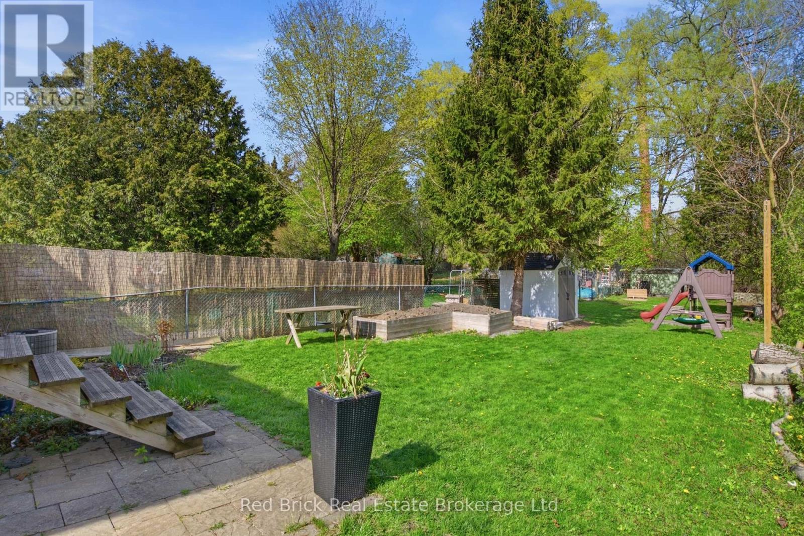 51 Clemens Avenue, Cambridge, Ontario  N3C 2W6 - Photo 35 - X13108102