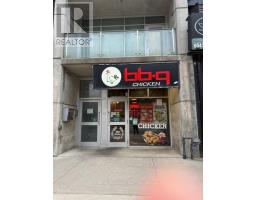 101 - 652 SPADINA AVENUE, Toronto, Ontario