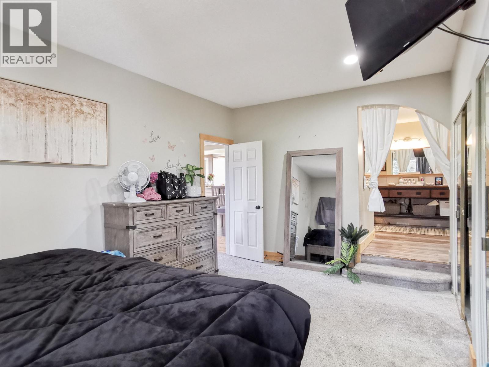 5612 Canim-Hendrix Lake Road, 100 Mile House, British Columbia  V0K 1M0 - Photo 12 - R3118531
