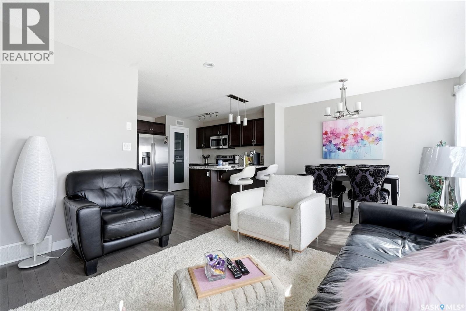 8849 Kestral Drive, Regina, Saskatchewan  S4Y 1H6 - Photo 4 - SK035215