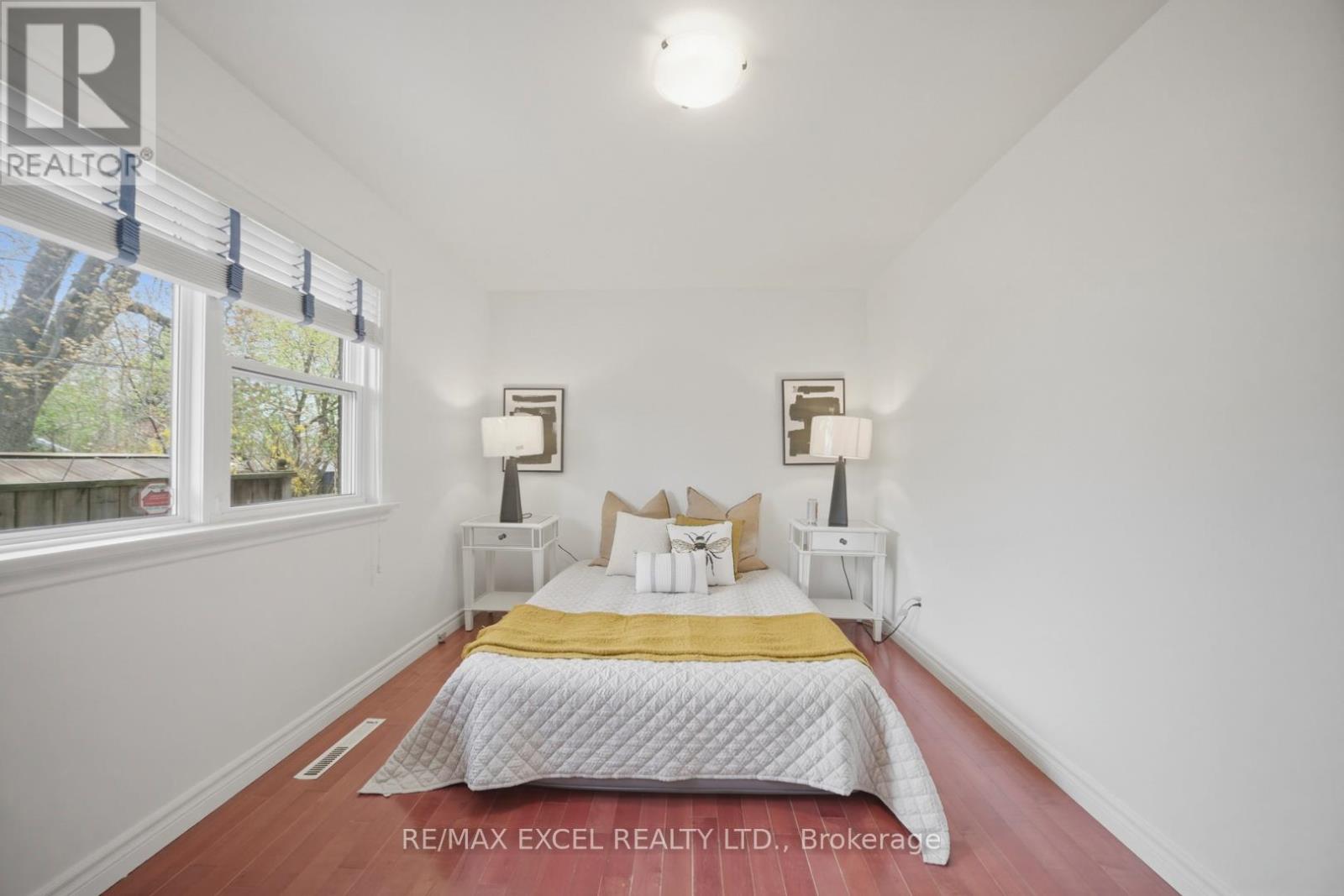2 Charlemont Crescent, Toronto, Ontario  M1T 1M4 - Photo 25 - E13100108