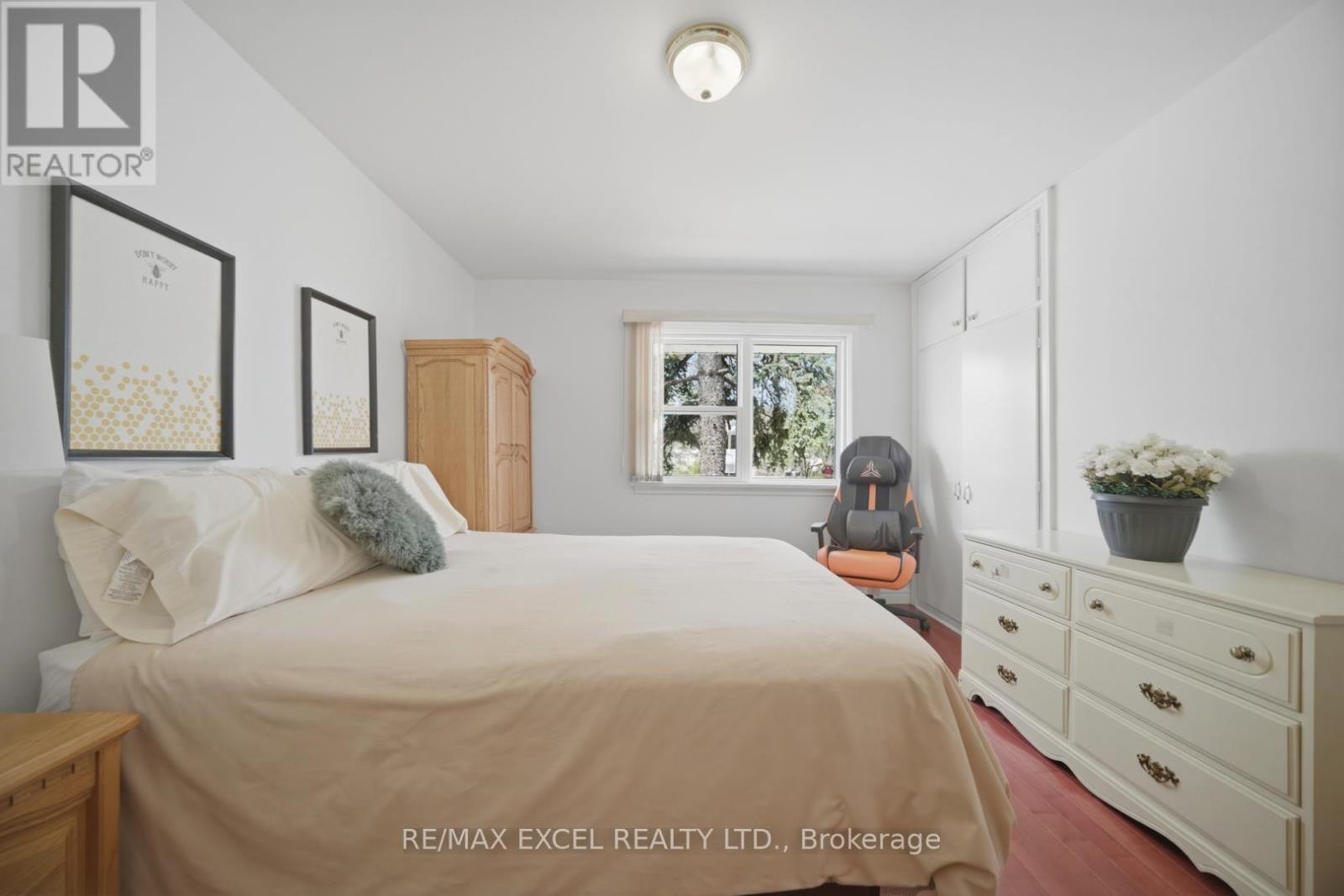 2 Charlemont Crescent, Toronto, Ontario  M1T 1M4 - Photo 20 - E13100108