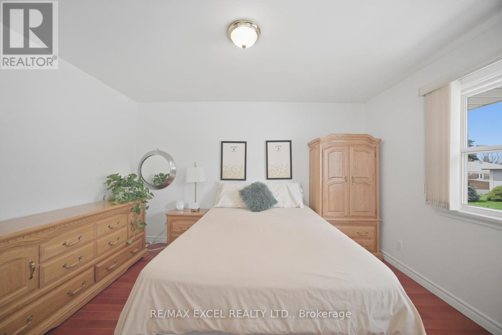 2 Charlemont Crescent, Toronto, Ontario  M1T 1M4 - Photo 24 - E13100108