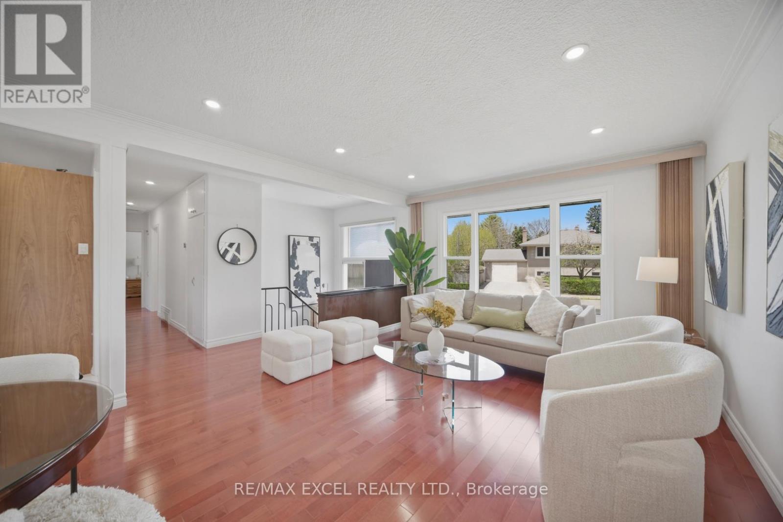 2 Charlemont Crescent, Toronto, Ontario  M1T 1M4 - Photo 6 - E13100108