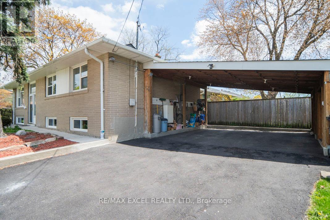 2 Charlemont Crescent, Toronto, Ontario  M1T 1M4 - Photo 9 - E13100108