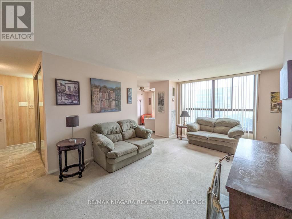 301 - 3170 Kirwin Avenue, Mississauga, Ontario  L5A 3R1 - Photo 5 - W13108122
