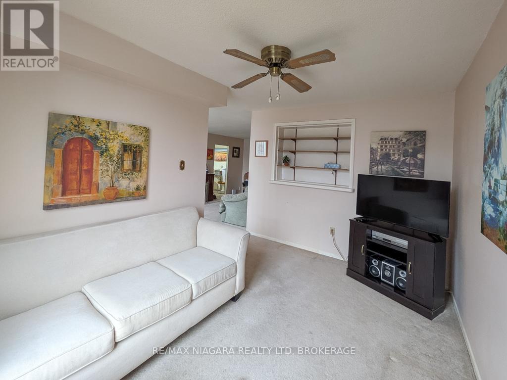 301 - 3170 Kirwin Avenue, Mississauga, Ontario  L5A 3R1 - Photo 8 - W13108122