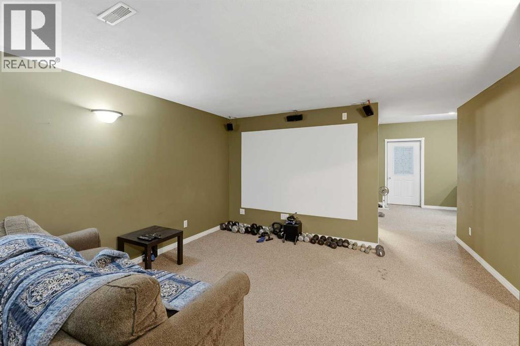 4922 College Avenue, Lacombe, Alberta  T4L 1Z2 - Photo 34 - A2307129