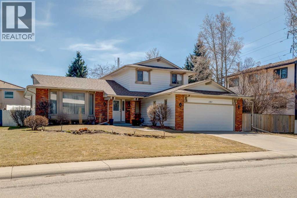 107 Valhalla Crescent Nw, Calgary, Alberta  T3A 1Z7 - Photo 1 - A2307555