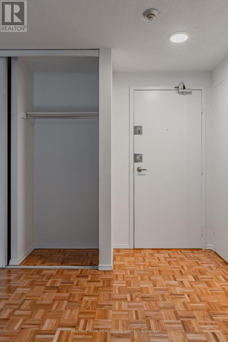 220 - 20 Saint Patrick Street, Toronto, Ontario  M5T 2Y4 - Photo 2 - C13108126