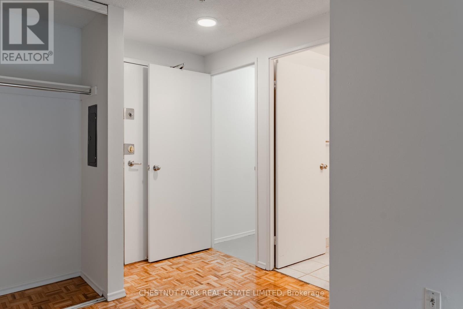 220 - 20 Saint Patrick Street, Toronto, Ontario  M5T 2Y4 - Photo 4 - C13108126