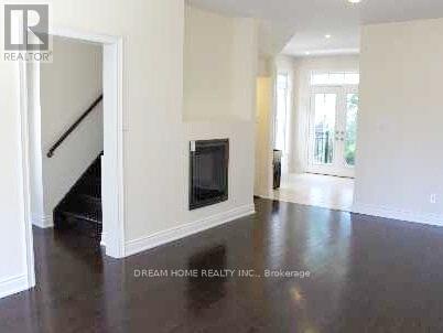 13 Slingsby Lane, Toronto, Ontario  M2N 0H7 - Photo 2 - C13108128