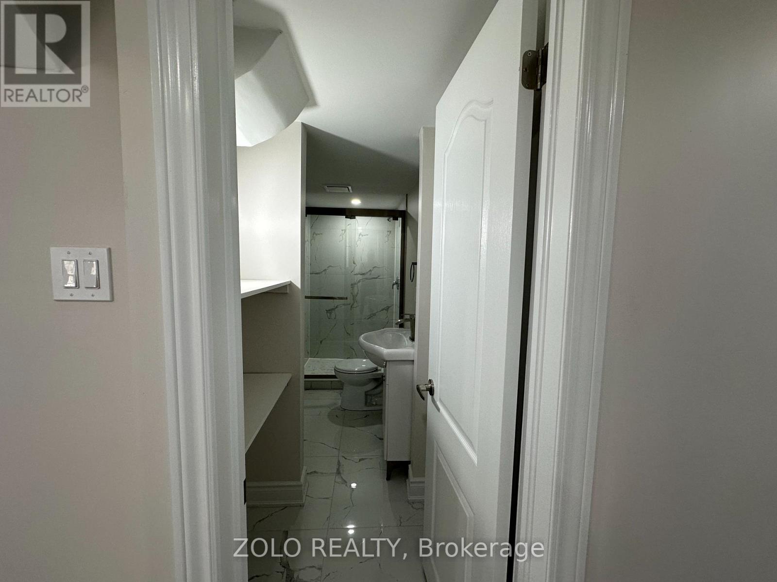 24 Wildhorse Lane, Brampton, Ontario  L6R 2J5 - Photo 11 - W13108116