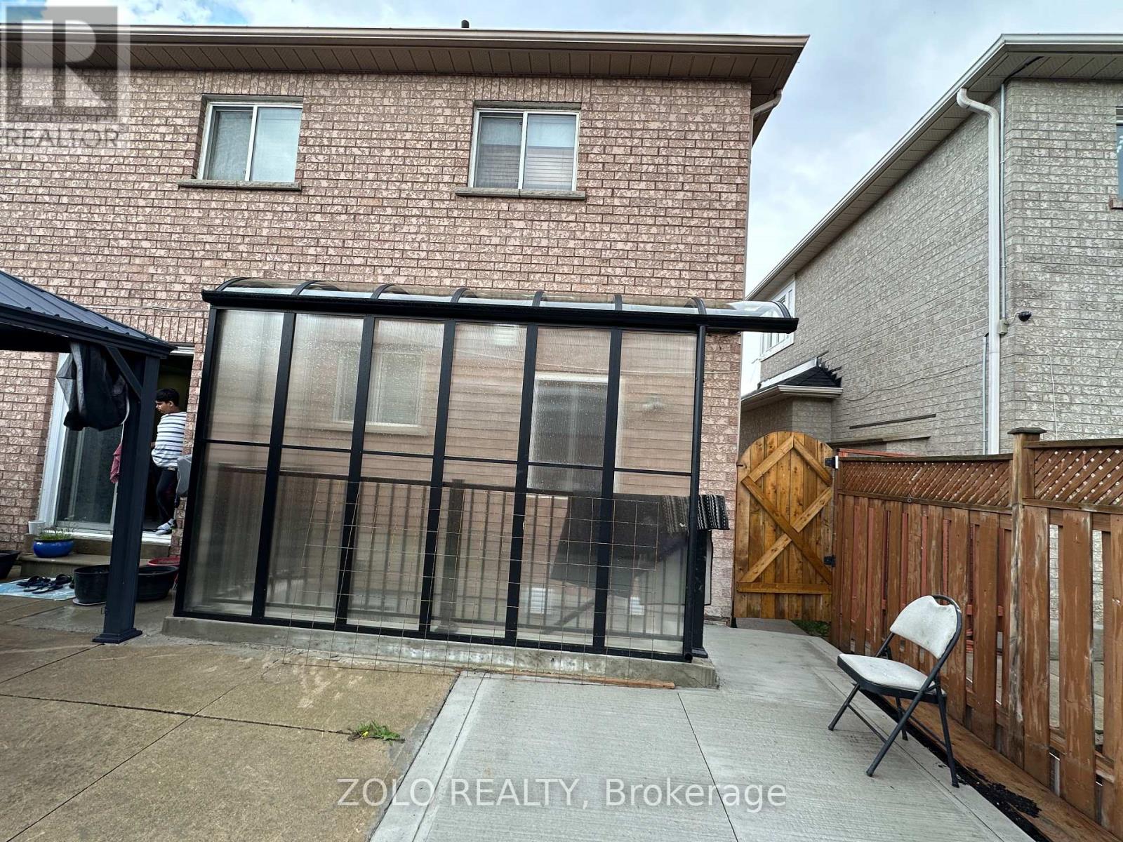 24 Wildhorse Lane, Brampton, Ontario  L6R 2J5 - Photo 18 - W13108116