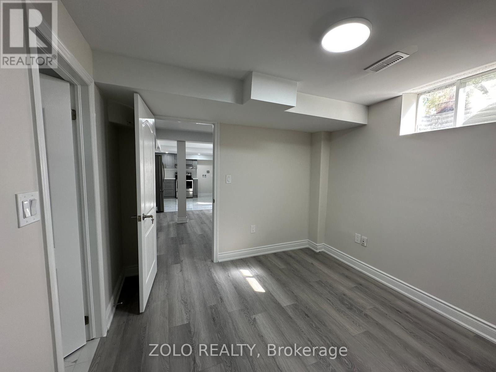 24 Wildhorse Lane, Brampton, Ontario  L6R 2J5 - Photo 8 - W13108116